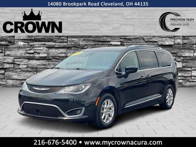 2020 Chrysler Pacifica Touring L