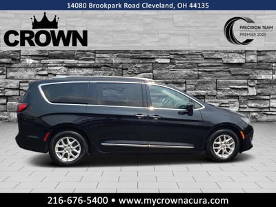 2020 Chrysler Pacifica Touring L