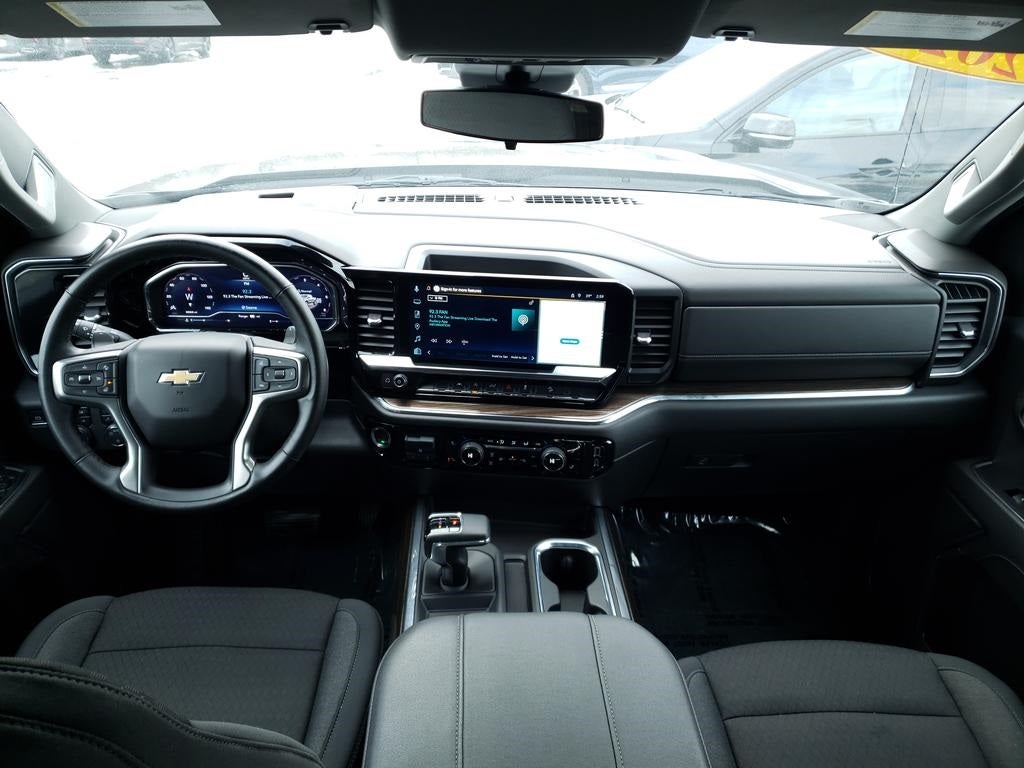 2024 Chevrolet Silverado 1500 LT LT1