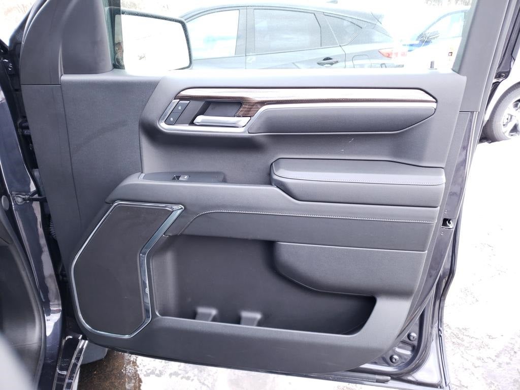 2024 Chevrolet Silverado 1500 LT LT1