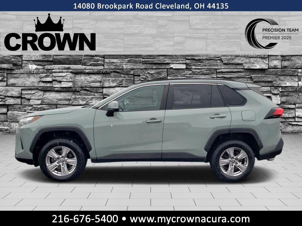 2022 Toyota RAV4 XLE