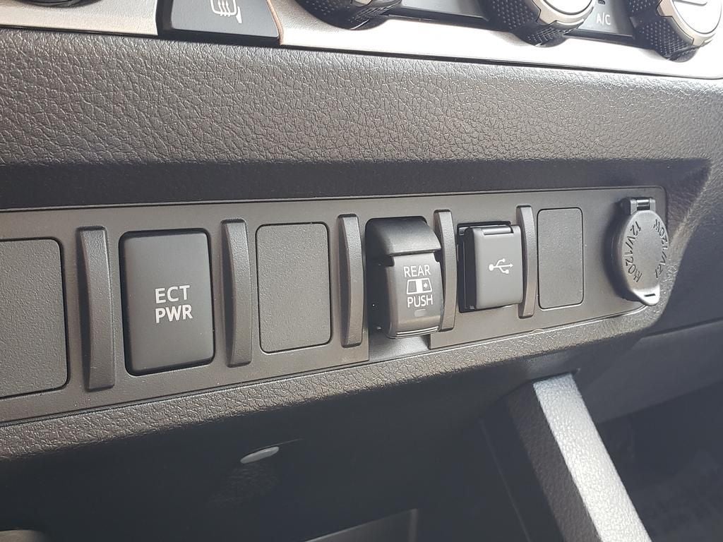 2021 Toyota Tacoma SR5 V6