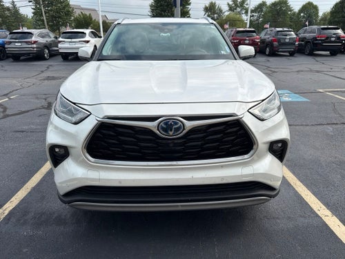 2021 Toyota Highlander Hybrid Platinum