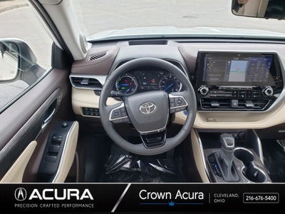 2021 Toyota Highlander Hybrid Platinum