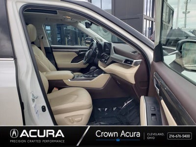 2021 Toyota Highlander Hybrid Platinum