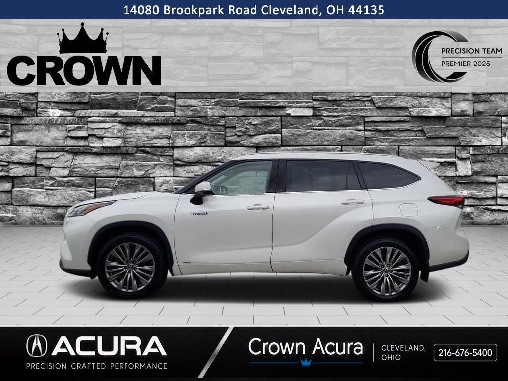 2021 Toyota Highlander Hybrid Platinum