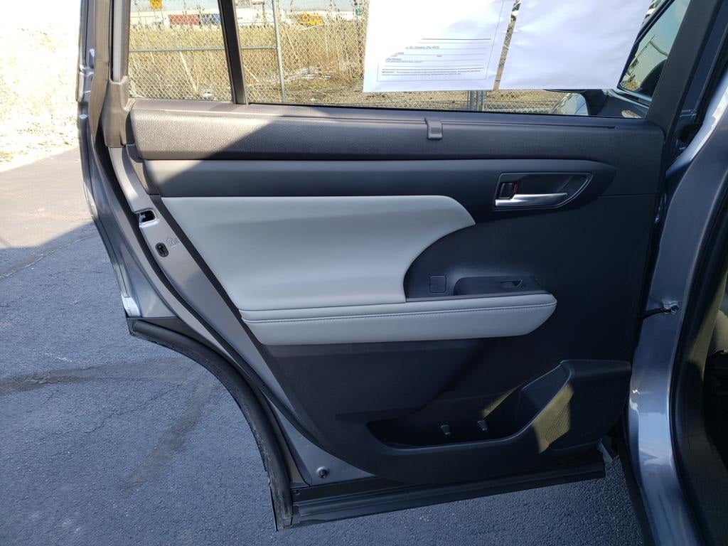 2022 Toyota Highlander XLE