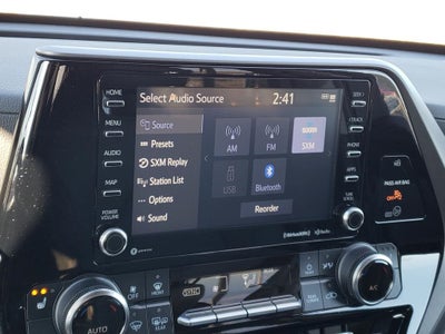 2022 Toyota Highlander XLE